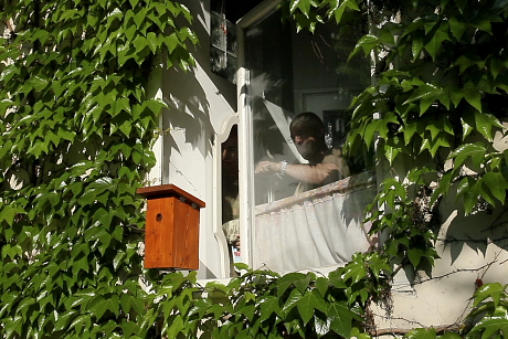 Üveg hátfalú ablakodú kihelyezés (Fotó: Orbán Zoltán).