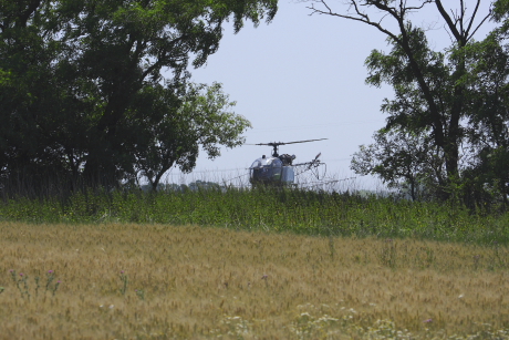 Permetező helikopter (Fotó: Orbán Zoltán).