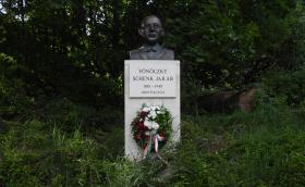 Schenk Jakab szobra