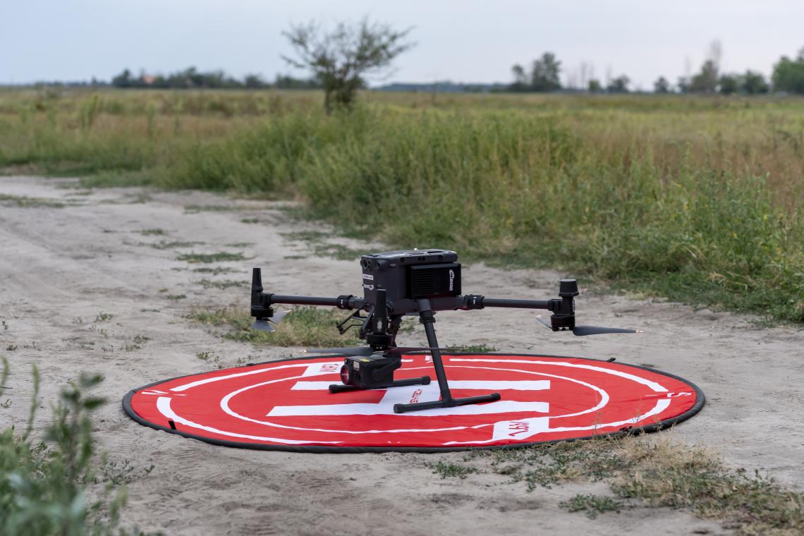 Mezőgazdasági drónnal történő madármonitoring ( Fotó: Tokody Béla)