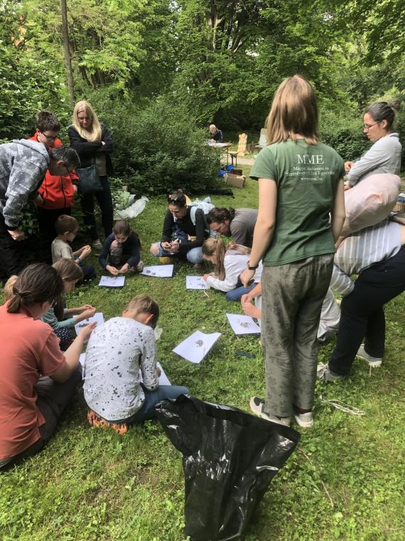 Veszprém Megyei HCs 50 éves ünnepi program, bagolyköpet-vizsgálat